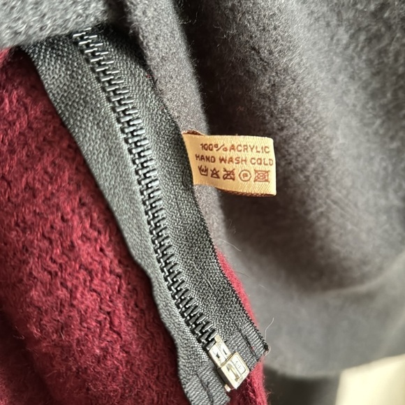 Burgundy and Gray Fringe Poncho with Zipper - Picture 10 of 10